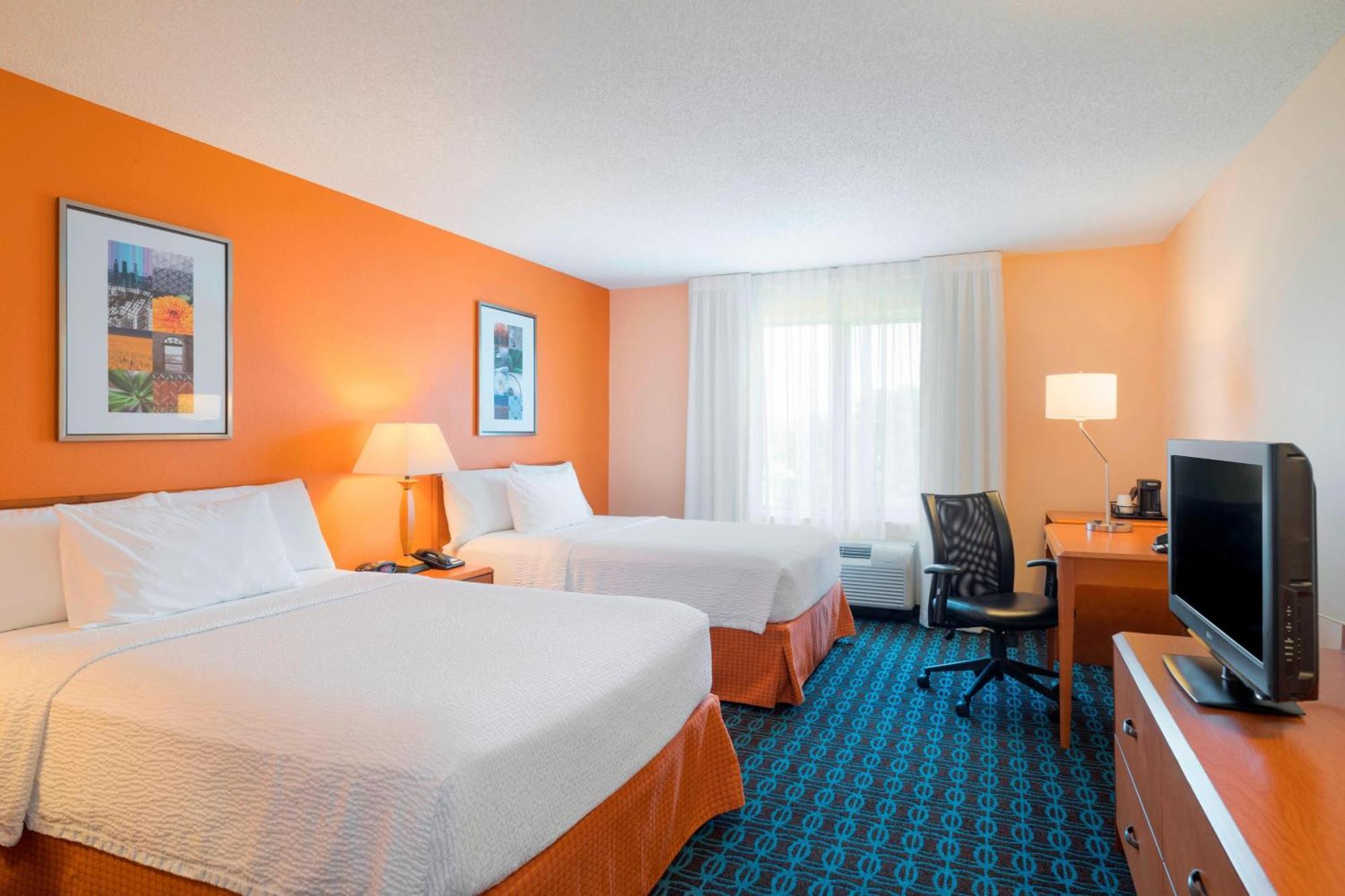 Fairfield Inn & Suites By Marriott State College Exterior foto